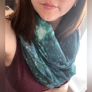 Apt. 9 Vibrant Blue-Green Infinity Scarf